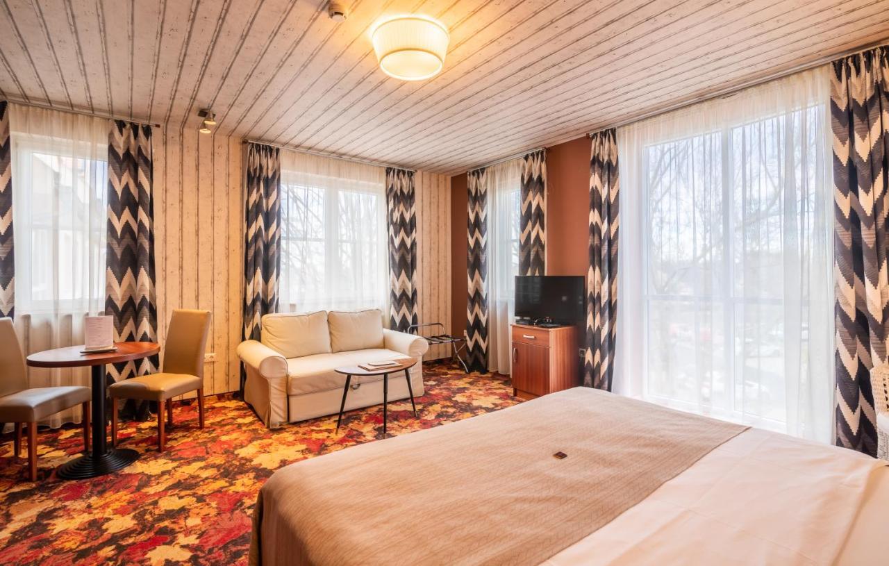 Hotel Lajta Park Mosonmagyarovar Luaran gambar