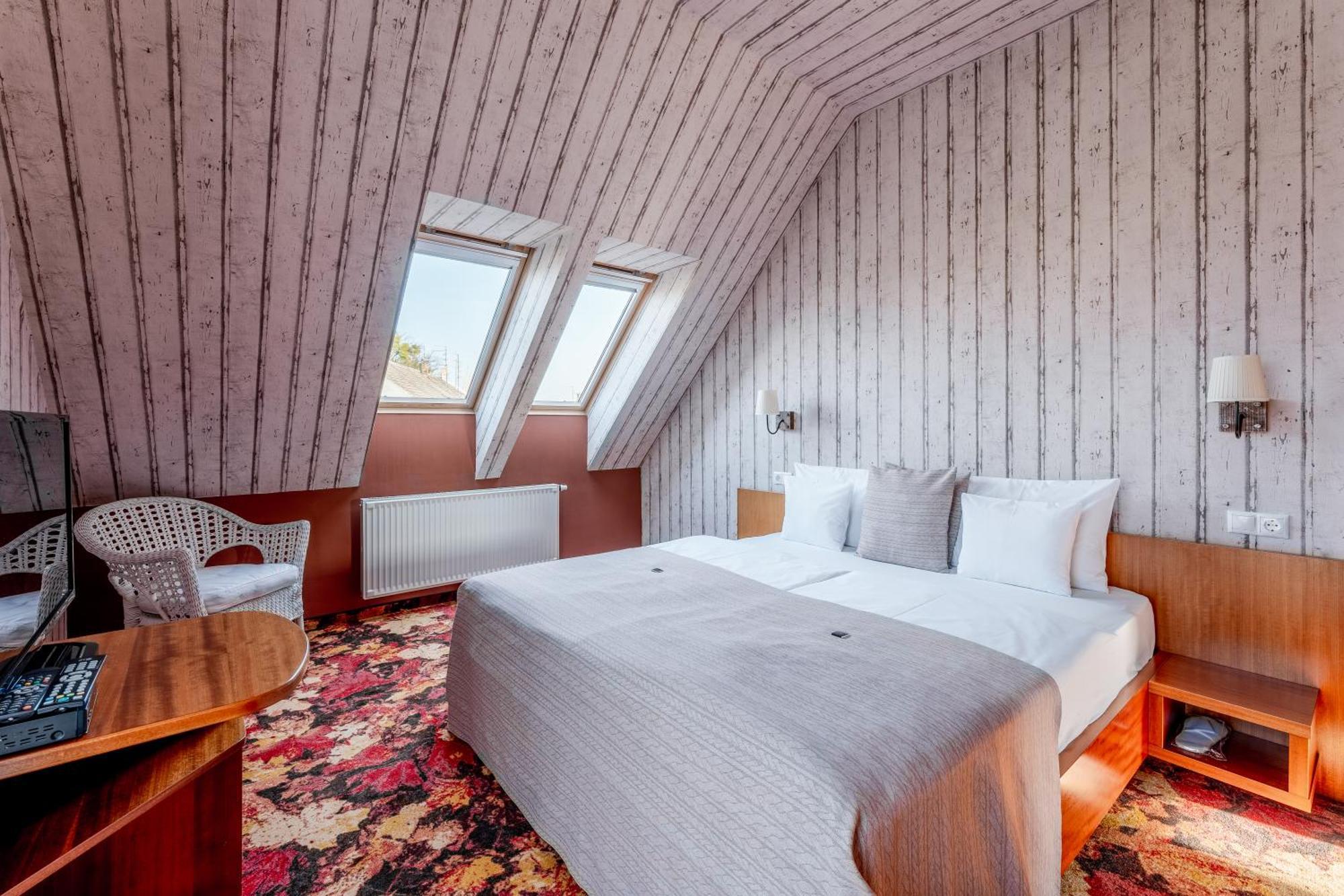 Hotel Lajta Park Mosonmagyarovar Bilik gambar