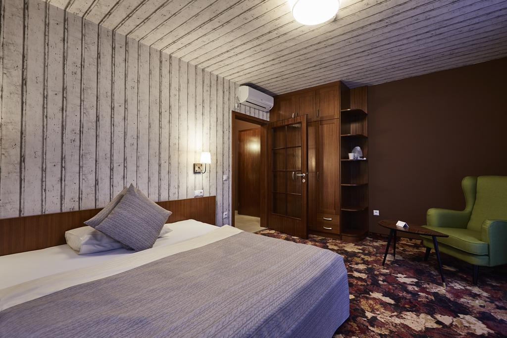 Hotel Lajta Park Mosonmagyarovar Luaran gambar